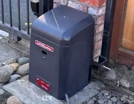 gate-opener-sliding-liftmaster